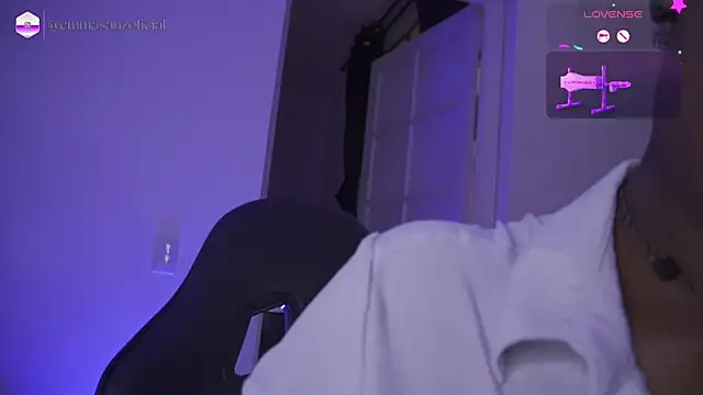 EmmaSanzz  online show from 04-10-26, 12:01