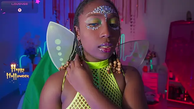 EmmaSanzz  online show from 10-31-25, 11:40