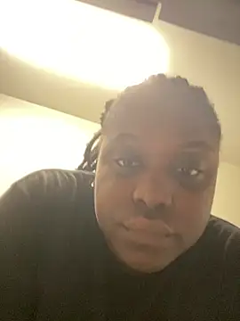 Snapshot of fantasygyal chatting on 06-11-26, 04:09 fantasygyal online show from 06-11-26, 04:09