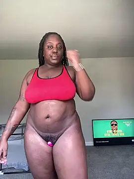 Snapshot of fantasygyal chatting on 06-11-26, 06:16 fantasygyal online show from 06-11-26, 06:16