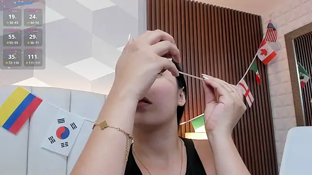Julietasantos   online show from 07-17-26, 06:38