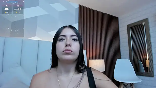 Julietasantos   online show from 12-01-25, 06:20