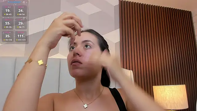 Julietasantos   online show from 06-09-26, 06:42