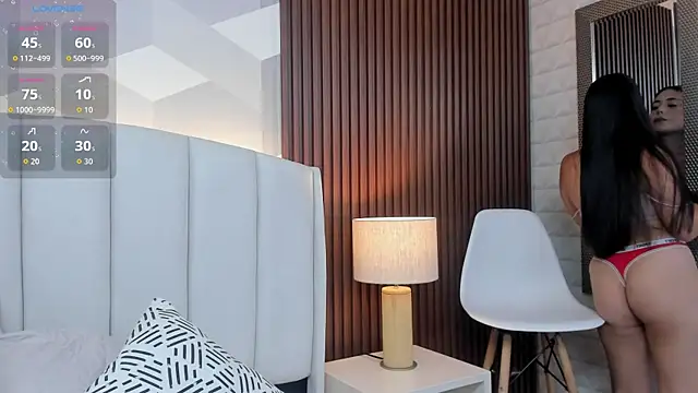 Snapshot of Julietasantos__ chatting on 02-16-26, 07:45 Julietasantos online show from 02-16-26, 07:45