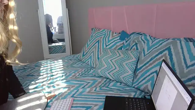 Wishgoddes online show from 01-12-26, 06:26