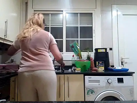 Dakota Blonde08 online show from 11-02-25, 07:52