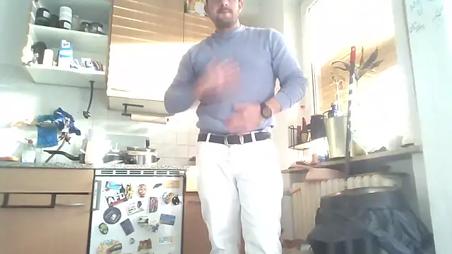 Snapshot of Fuckbuddy36 chatting on 10-21-25, 03:11 Fuckbuddy36 online show from 10-21-25, 03:11