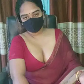 Snapshot of Kotha_-Moni chatting on 11-14-25, 01:09 Kotha -Moni online show from 11-14-25, 01:09