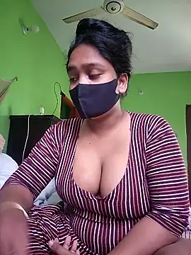 Snapshot of Kotha_-Moni chatting on 01-08-26, 07:47 Kotha -Moni online show from 01-08-26, 07:47