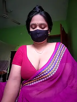 Snapshot of Kotha_-Moni chatting on 12-14-25, 01:23 Kotha -Moni online show from 12-14-25, 01:23