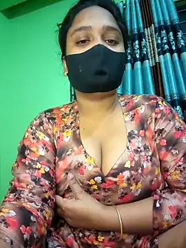 Snapshot of Kotha_-Moni chatting on 01-06-26, 04:55 Kotha -Moni online show from 01-06-26, 04:55