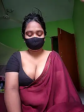 Snapshot of Kotha_-Moni chatting on 02-16-26, 02:43 Kotha -Moni online show from 02-16-26, 02:43