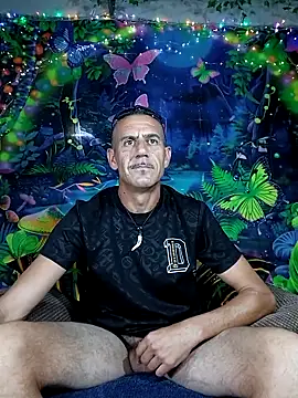 Snapshot of Bbboy42 chatting on 02-28-25, 11:25 Bbboy42 online show from 02-28-25, 11:25