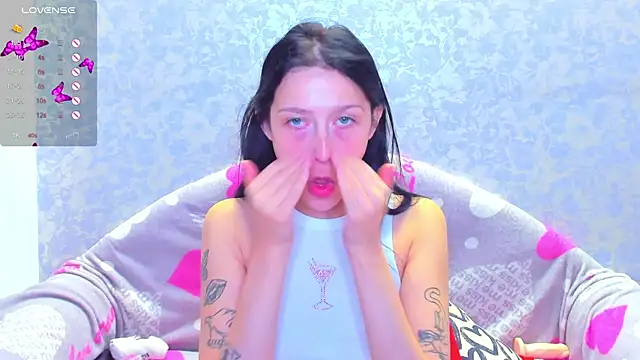 Vanessa Florence online show from 09-14-25, 01:17