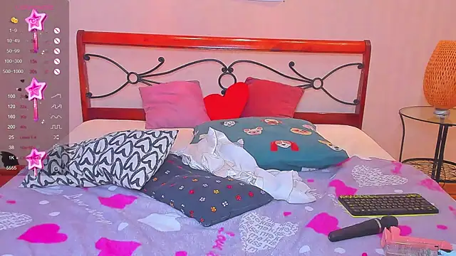 Vanessa Florence online show from 03-02-25, 01:37