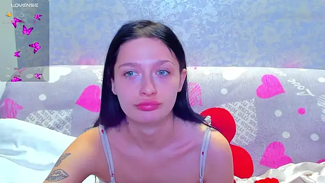 Vanessa Florence online show from 11-23-25, 01:48