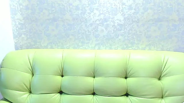 Vanessa Florence online show from 07-15-26, 01:12