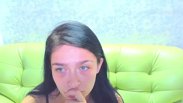 Vanessa Florence online show from 07-19-26, 01:14