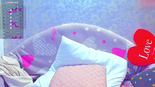 Vanessa Florence online show from 10-23-25, 01:59