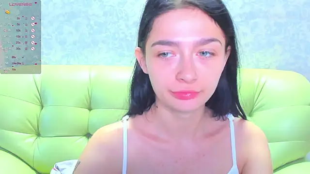 Vanessa Florence online show from 07-18-26, 01:03