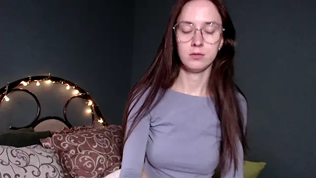 Snapshot of wow__kelly chatting on 09-28-25, 02:02 wow kelly online show from 09-28-25, 02:02