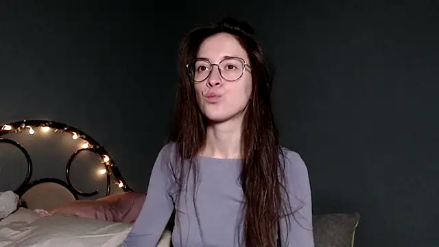 wow  kelly online show from 11-08-25, 03:04