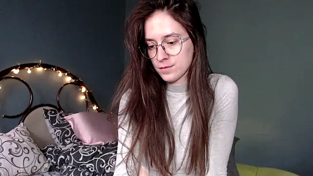 Snapshot of wow__kelly chatting on 09-19-25, 01:37 wow kelly online show from 09-19-25, 01:37