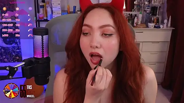 LilyVelvett online show from 10-23-25, 04:00