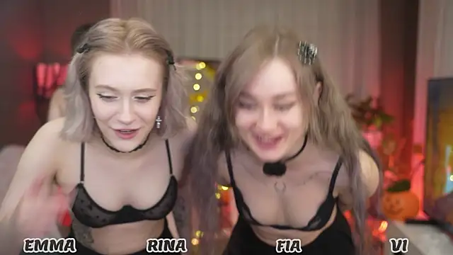 your favoritegirls online show from 10-25-25, 03:06