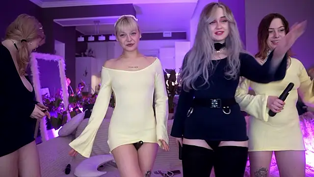your favoritegirls online show from 03-26-26, 12:20