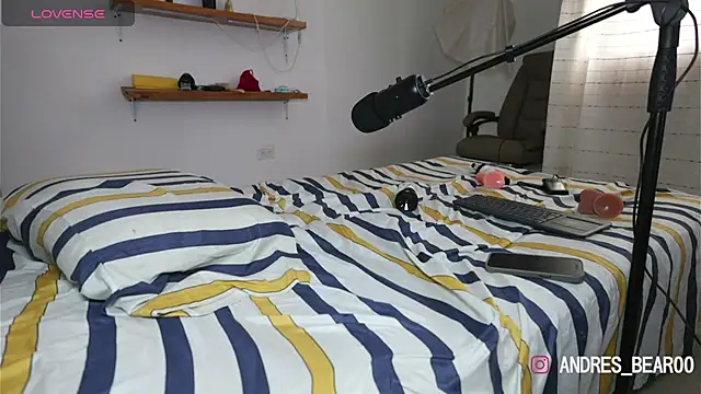 Little Bear00 online show from 07-23-26, 01:19
