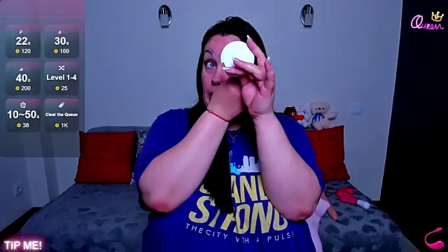 BubbleEmma online show from 04-07-26, 01:02