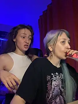 Dooubletroublee online show from 11-06-25, 12:36