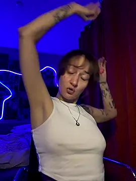 Dooubletroublee online show from 11-07-25, 11:52