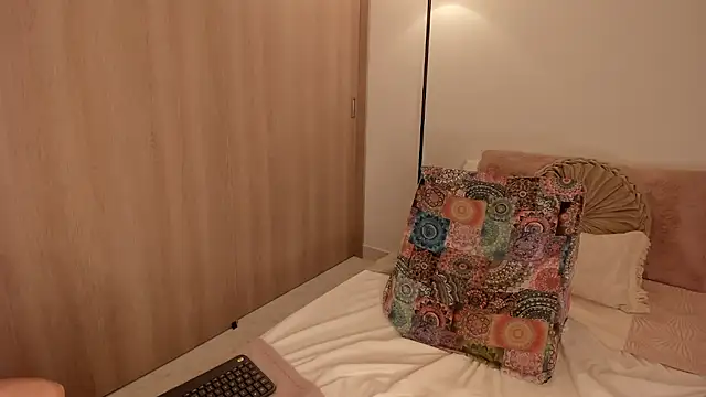 Lady lacey05 online show from 12-22-25, 12:00