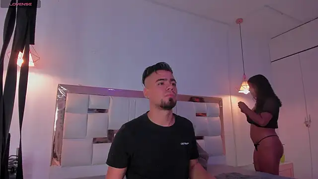 PittAndLunaa online show from 01-10-26, 12:11