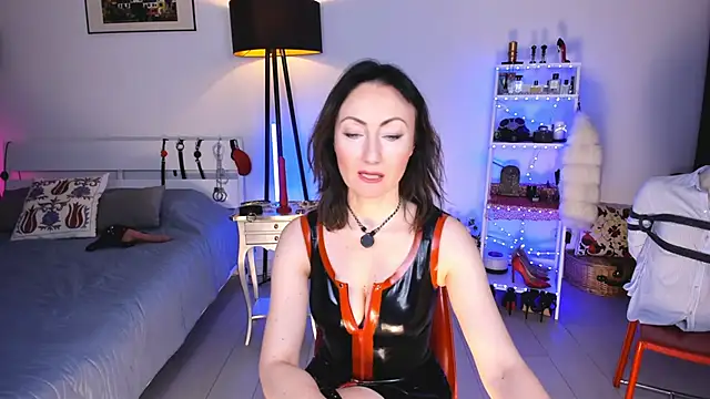 Snapshot of MissAliciaFD chatting on 03-12-25, 11:10 MissAliciaFD online show from 03-12-25, 11:10