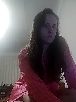 Snapshot of emeli_moon chatting on 02-16-25, 10:33 emeli moon online show from 02-16-25, 10:33