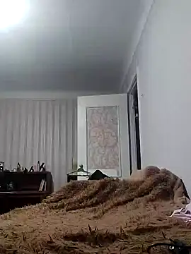 Snapshot of emeli_moon chatting on 01-25-25, 09:46 emeli moon online show from 01-25-25, 09:46