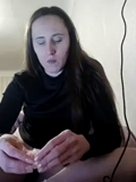 emeli moon online show from 12-15-25, 08:14