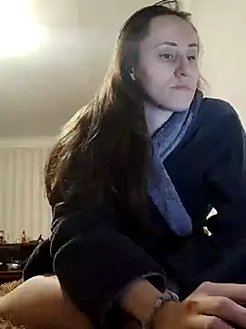 Snapshot of emeli_moon chatting on 01-16-25, 08:03 emeli moon online show from 01-16-25, 08:03