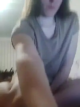 Snapshot of emeli_moon chatting on 12-08-24, 08:36 emeli moon online show from 12-08-24, 08:36