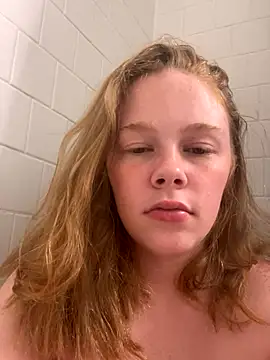 Snapshot of daddyscumprincess chatting on 10-30-25, 01:04 daddyscumprincess online show from 10-30-25, 01:04