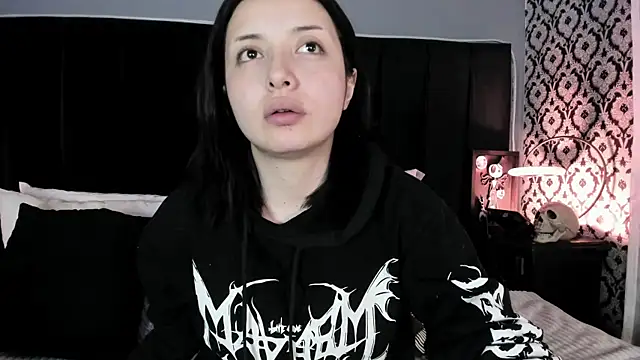 Adeelinee online show from 04-10-26, 08:05