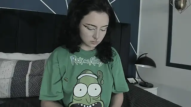 Snapshot of Adeelinee chatting on 02-03-25, 10:54 Adeelinee online show from 02-03-25, 10:54