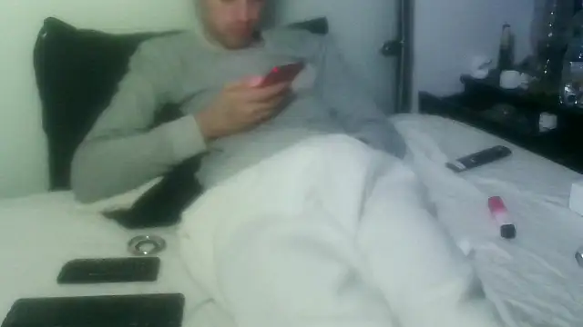 VersGuy24 online show from 01-07-26, 06:29