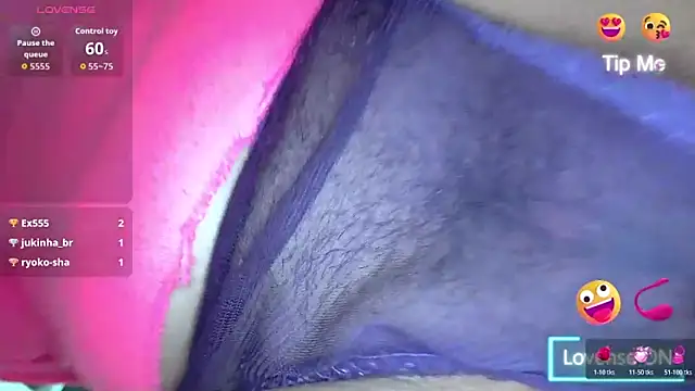 white sexy  online show from 04-12-26, 10:51