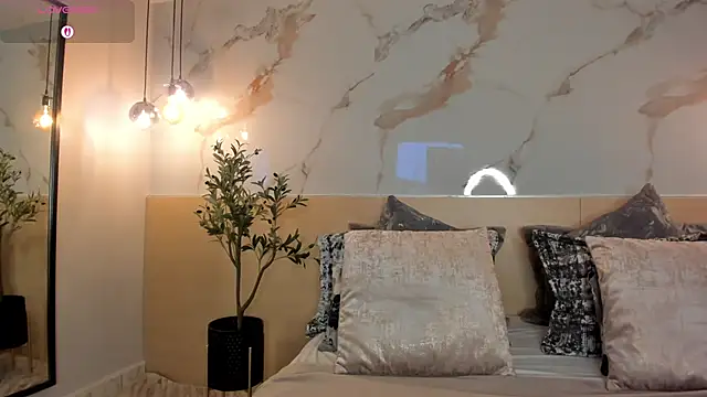 LeaThompson online show from 09-23-25, 12:06