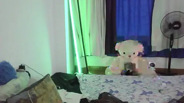 ximenajimenez online show from 12-19-25, 10:12