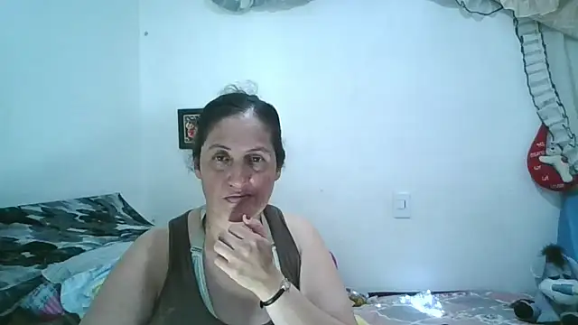 Snapshot of ximenajimenez chatting on 02-17-26, 10:40 ximenajimenez online show from 02-17-26, 10:40